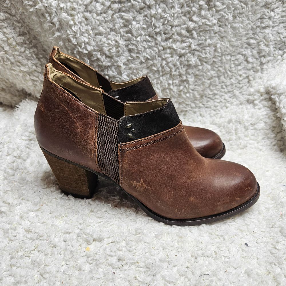 Olukai Ho'Ou'i Brown Leather Ankle Boots‎ Booties Shooties sz 8